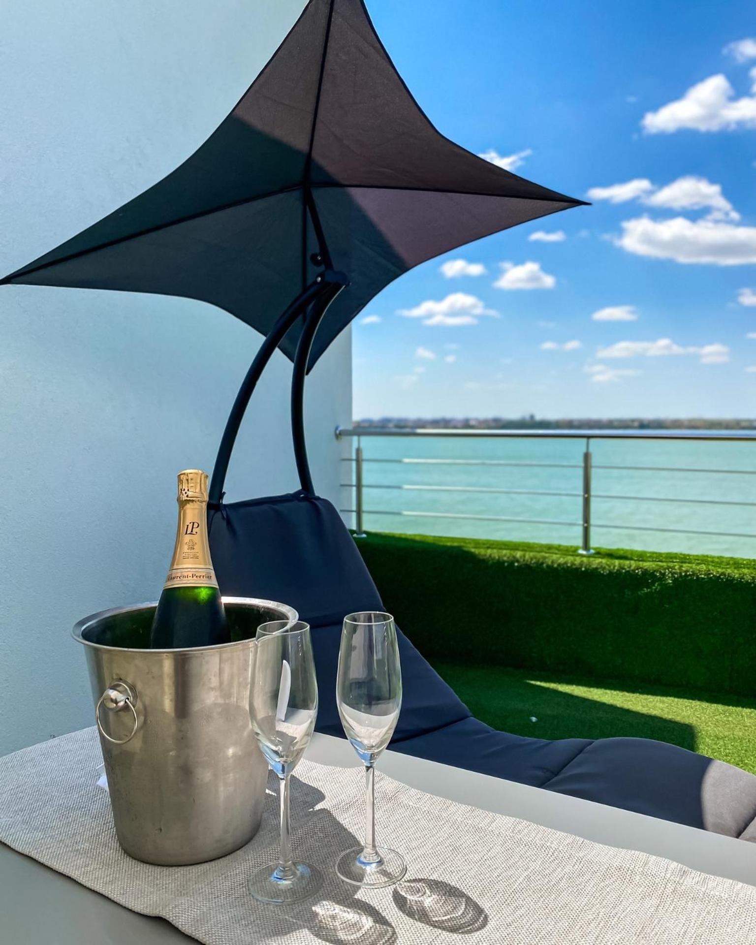 Poeme Mamaia Retreat酒店 外观 照片